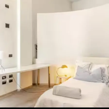 Apartamento Loft Stazione Porta Serraglio *